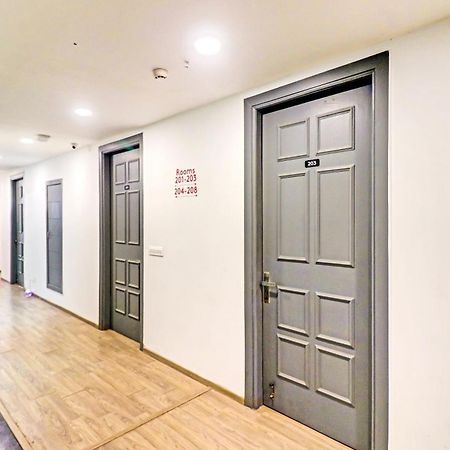Townhouse Sector 30 Near Botanic Garden Of Indian Republic Hotel Noida Exterior foto