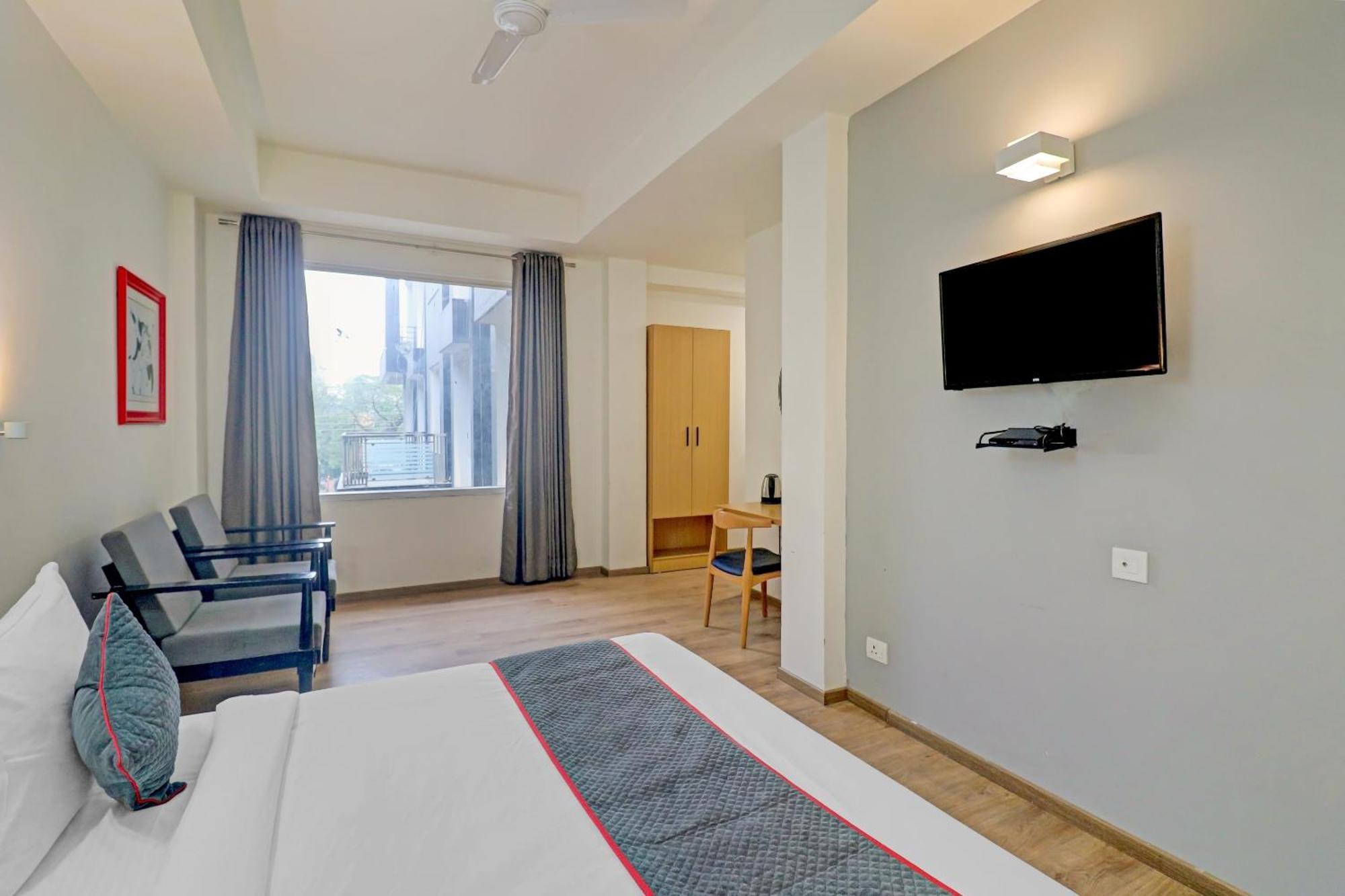 Townhouse Sector 30 Near Botanic Garden Of Indian Republic Hotel Noida Exterior foto