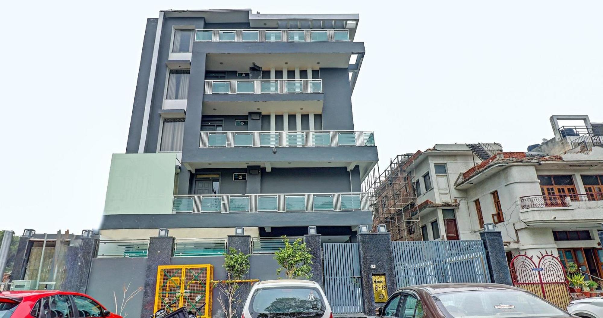 Townhouse Sector 30 Near Botanic Garden Of Indian Republic Hotel Noida Exterior foto